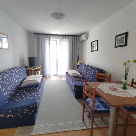 Panaramico Superior Apartments Lili With Sea View In Dramalj *