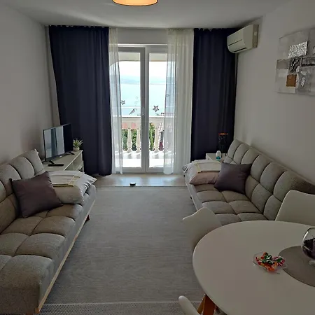 Apartment Panaramico Superior Apartments Lili With Sea View In Dramalj *