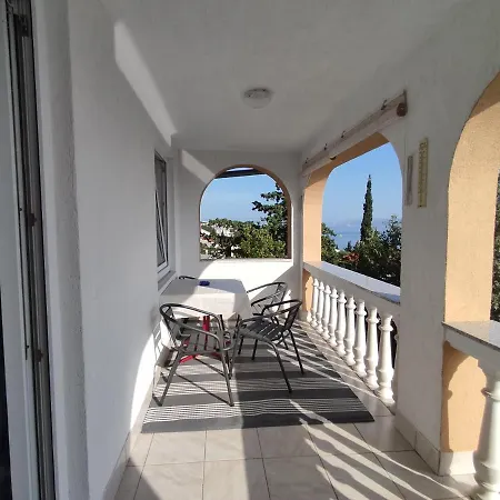 Panaramico Superior Lili With Sea View In Appartement Dramalj
