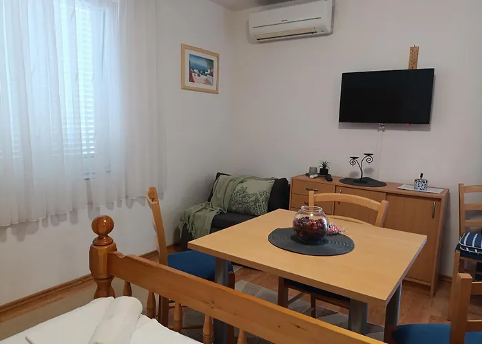 Apartman Panaramico Superior Lili With Sea View In *