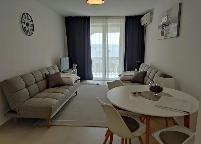 Panaramico Superior Lili With Sea View In Apartman
